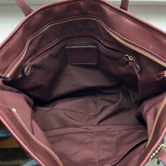 Coach Tote - Picture 3 of 3